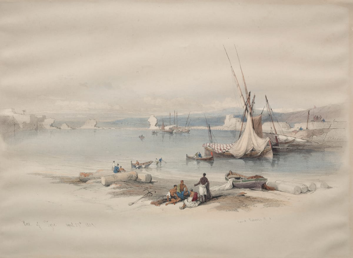 O porto de Tiro, com barcos de vela, colunas caídas na praia e as muralhas ao fundo; litografia colorida