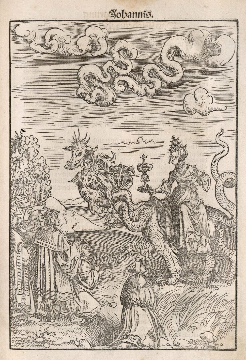 Xilogravura: uma mulher coroada, com uma taça na mão, montada numa besta de sete cabeças; à esquerda, reis e fiéis ajoelhados olham para ela; no alto, a palavra Johannis