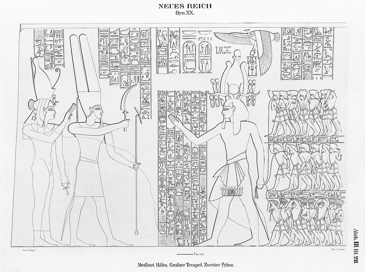 Desenho de Lepsius do segundo pilone de Medinet Habu: o faraó diante do deus Amon e três fileiras de prisioneiros estrangeiros